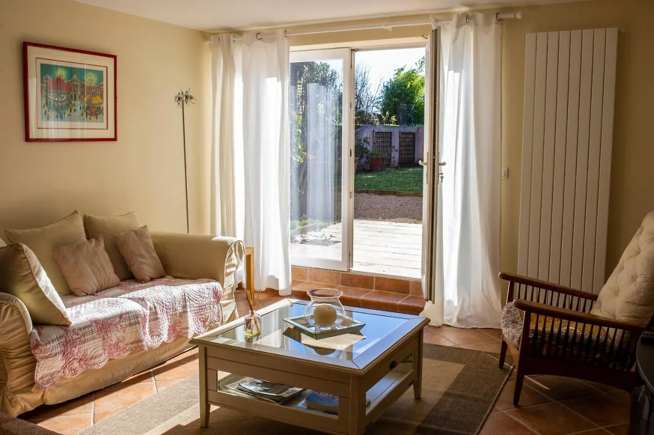 Holiday home ¨Gite Du Cafe Suquet Giroussens France